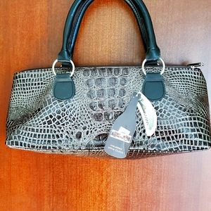 Prime Ware Wine Clutch